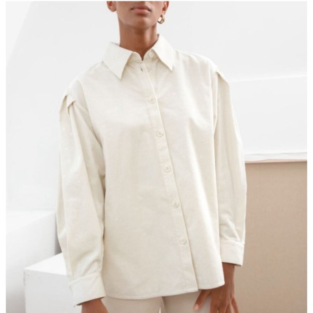 Stockholm Atelier & Other Stories Cream Corduroy Pleated Shoulder Shacket, sz 2